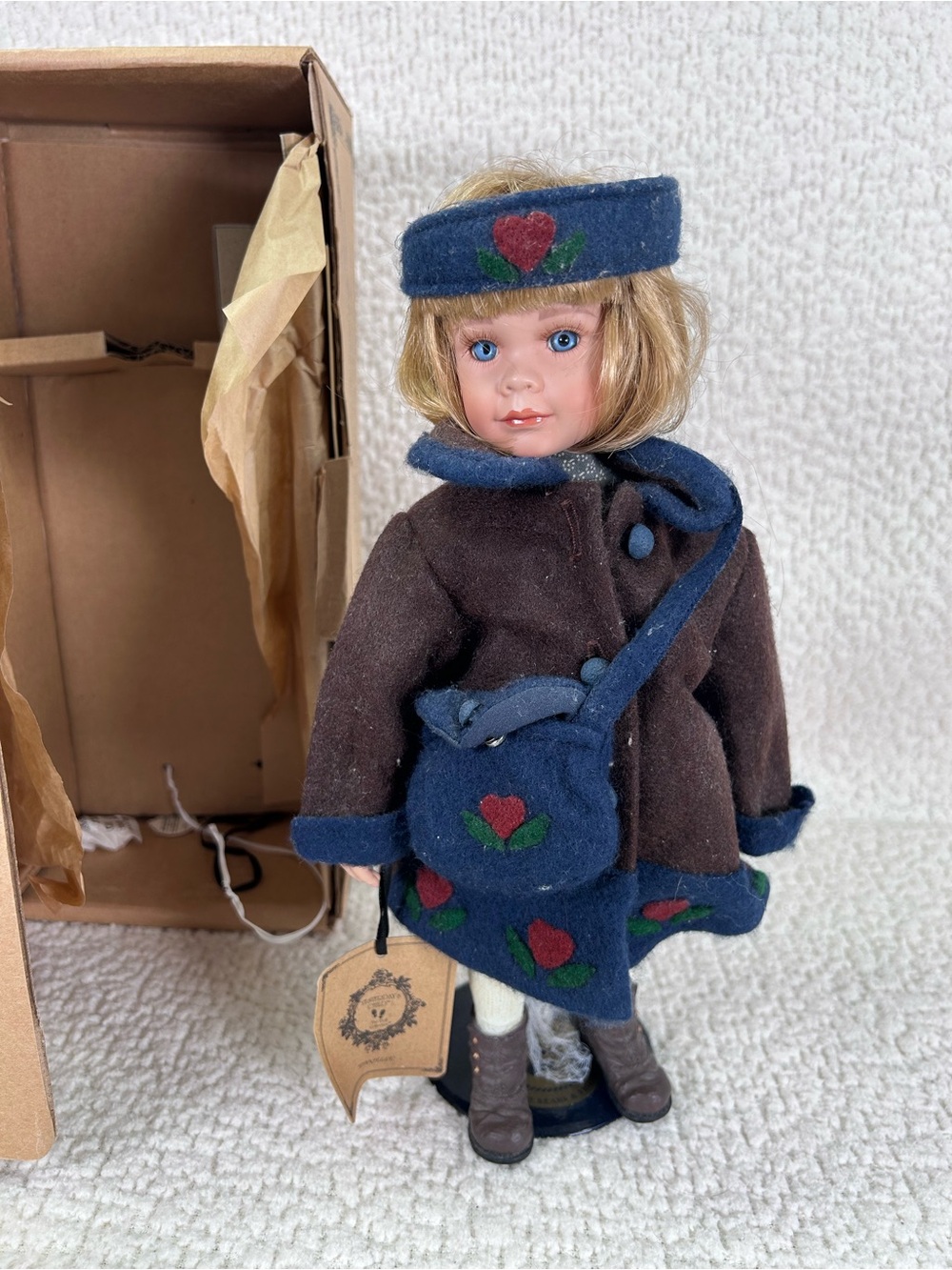 Vintage Boyds Yesterdayās Child Danielle Friends Keep Us Warm Doll #4828V
